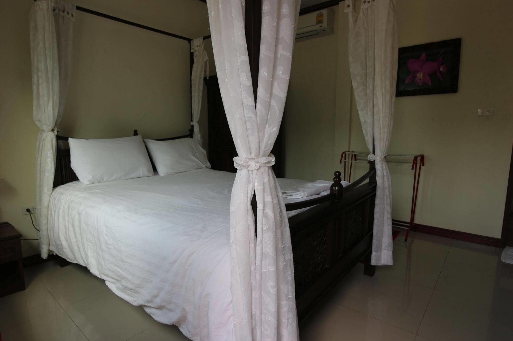 Ponderosa Resort Nong Prue ภายนอก รูปภาพ