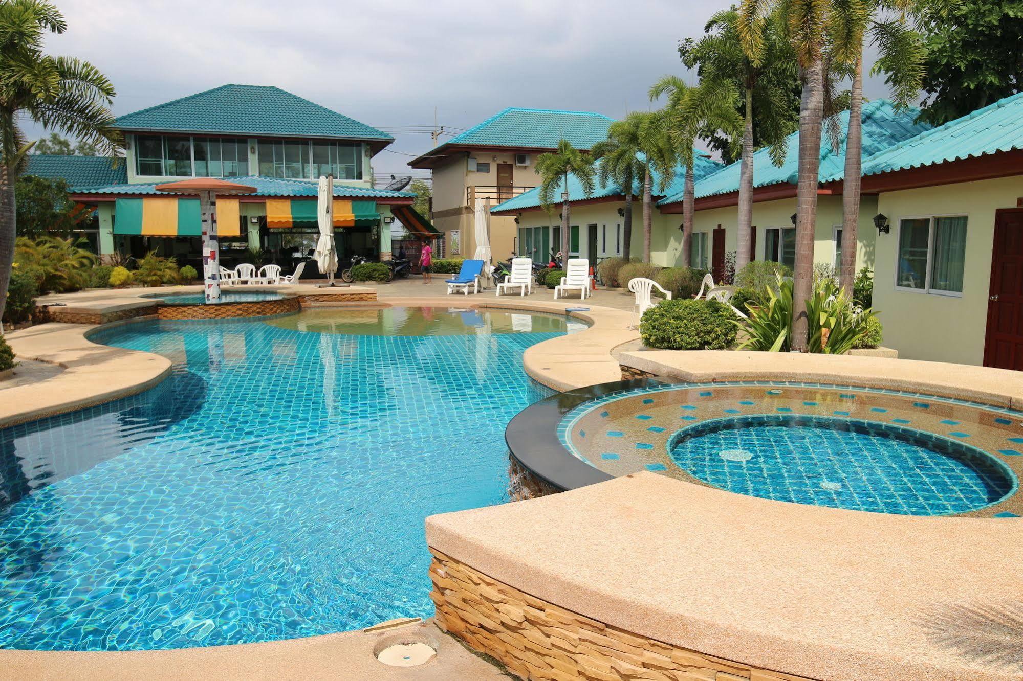Ponderosa Resort Nong Prue ภายนอก รูปภาพ