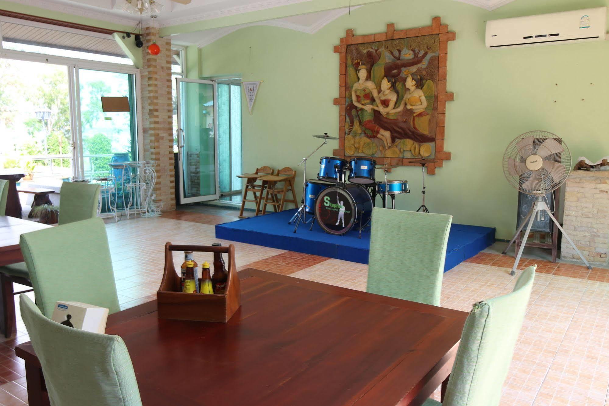 Ponderosa Resort Nong Prue ภายนอก รูปภาพ