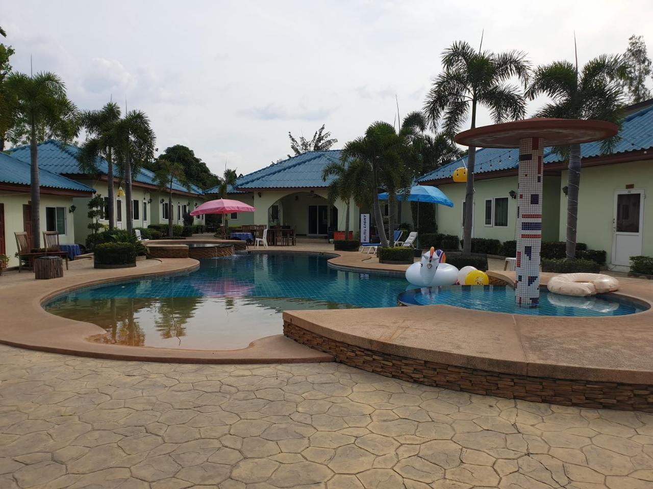 Ponderosa Resort Nong Prue ภายนอก รูปภาพ
