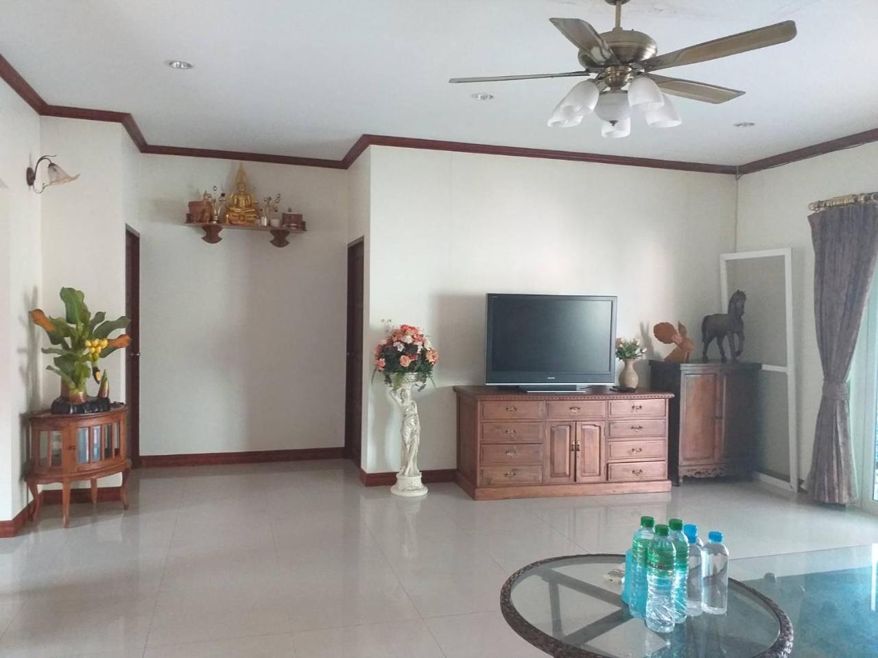 Ponderosa Resort Nong Prue ภายนอก รูปภาพ